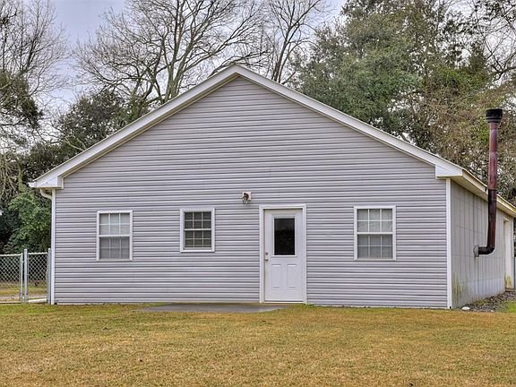 3rd image of 191 Woodward Dr
