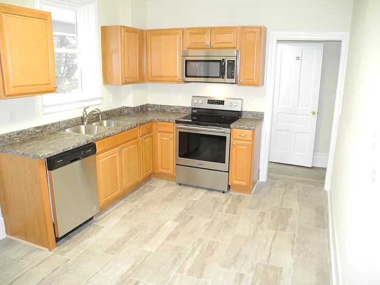 32 S Potomac St #2 — Photo 35