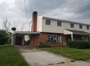 506 Beacon Hill Rd, New Cumberland, PA 17070
