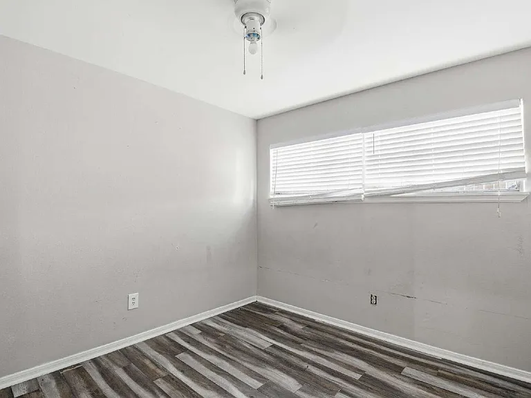 5010 Ennis St #3 — Photo 9
