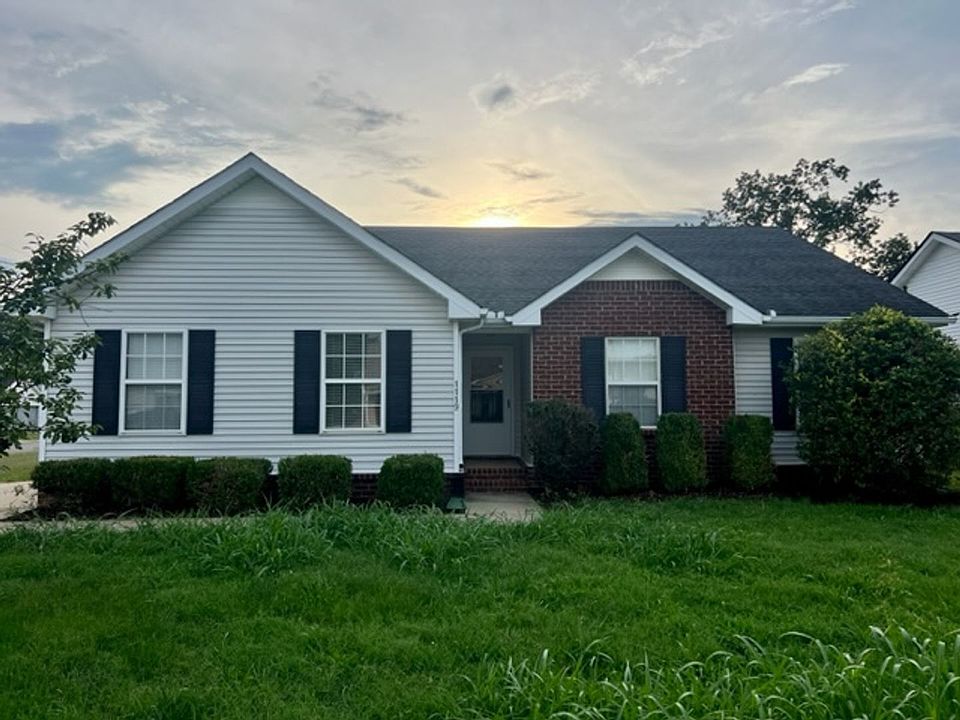 1st image of 1119 Eastwoods Dr