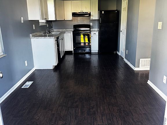 kitchen / dinning area