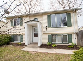 6421 N 104th St, Milwaukee, WI 53224