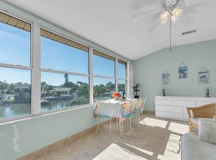 1893 Shore Dr S APT 305, South Pasadena, FL 33707