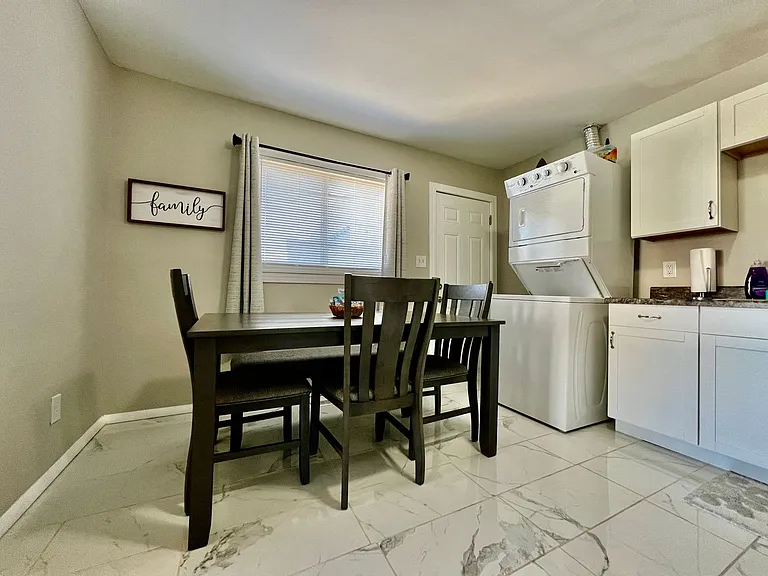 285 Whittaker Ave — Photo 14