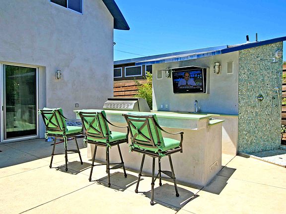 5th image of 3425 Cabrillo Blvd