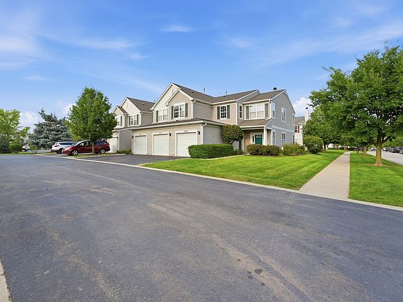 3rd image of 3133 Falling Waters Ln