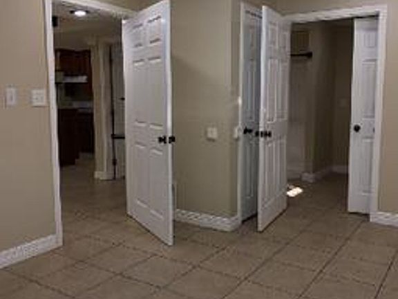 4th image of 350 W Avenue L #3