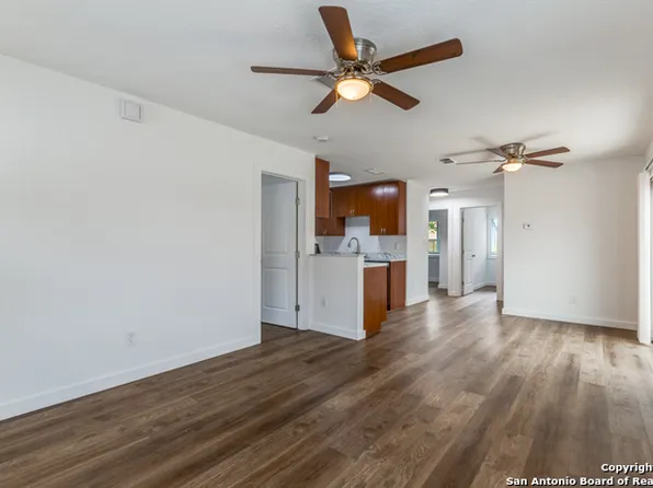 8838 Meadow Trce, San Antonio, TX 78250