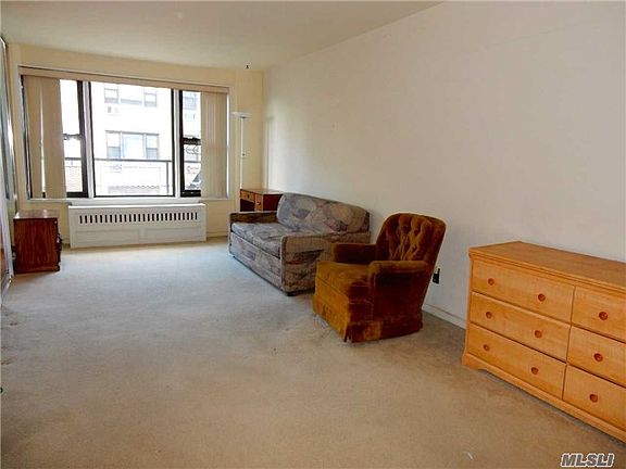 3rd image of 3 Birchwood Ct APT 3A