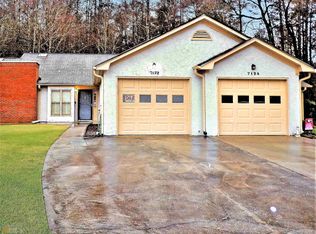 7122 Forest Ln, Union City, GA 30291