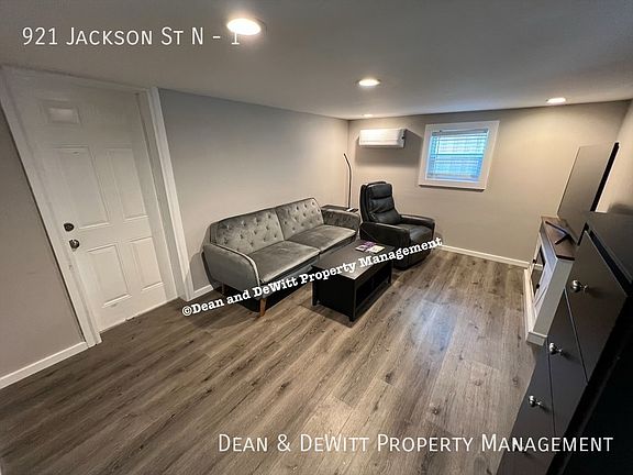 5th image of 921 Jackson St N #1