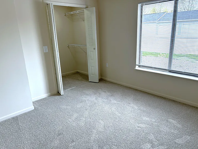 Heatherwood Apartments — Photo 33