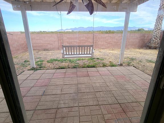 3rd image of 4111 E Cameo Point Dr