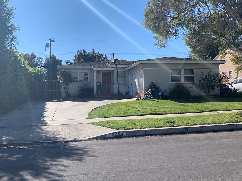 1st image of 3259 Rosewood Ave