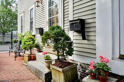 1st image of 39 Essex St
