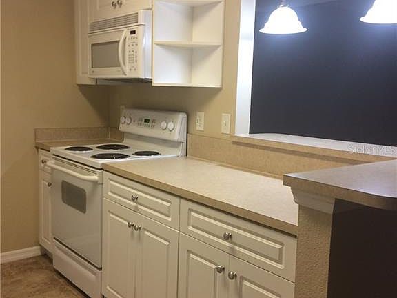 4th image of 185 N Pearl Lake 104 Cswy
