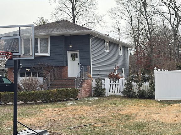 2nd image of 149 Summit Dr