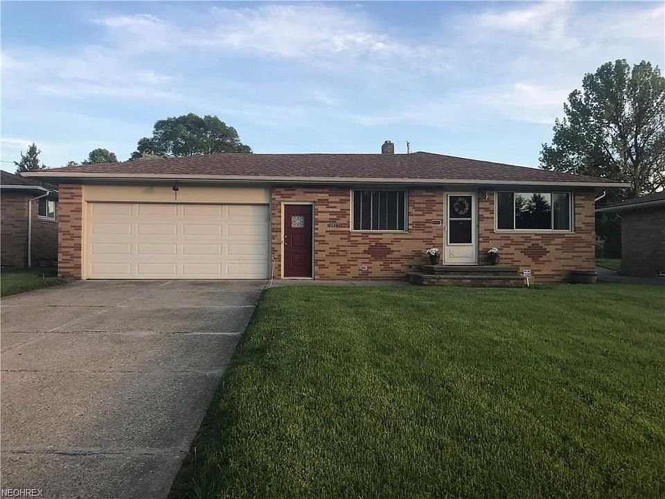 1st image of 10813 Gordon Dr