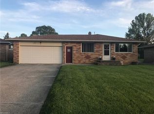10813 Gordon Dr, Parma, OH