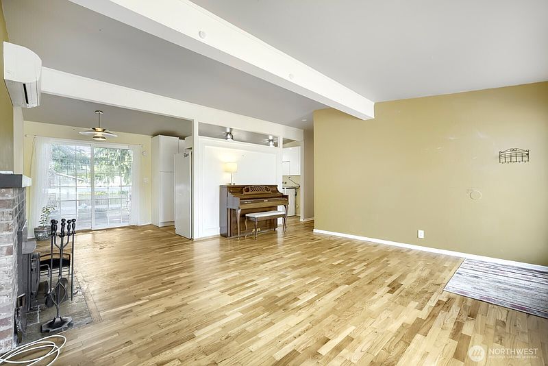 3rd image of 3707 SW 105th Street