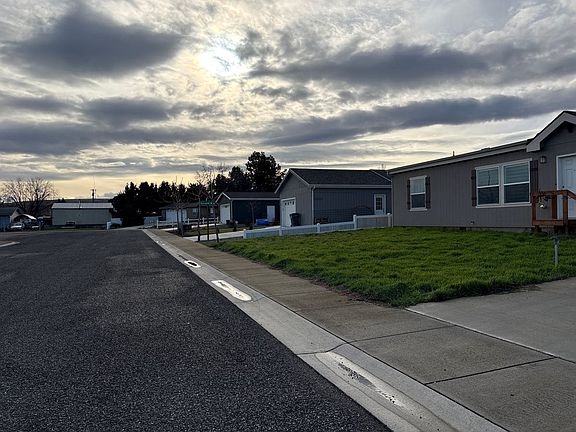 4th image of 2810 Browning Ct