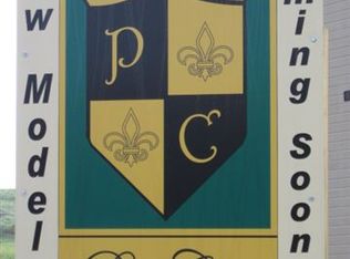 901 Rawhide Rd, Papillion, NE 68046