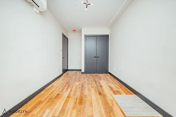 Rented by Nooklyn NYC LLC | media 29