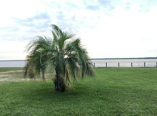 136 Sweet Bay Dr, Pass Christian, MS 39571