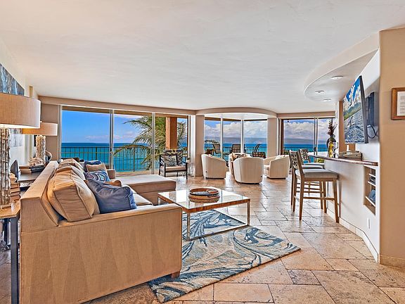 3rd image of 4365 Lower Honoapiilani Rd #610