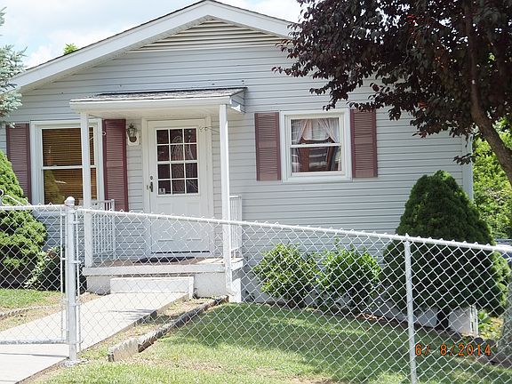 2nd image of 109 Cannon Ave