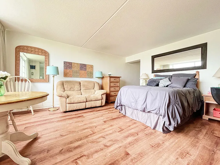 400 Hobron Ln #2306 — Photo 1