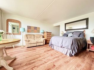 400 Hobron Ln APT 2306, Honolulu, HI 96815