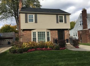 10094 Lasalle Blvd, Huntington Woods, MI