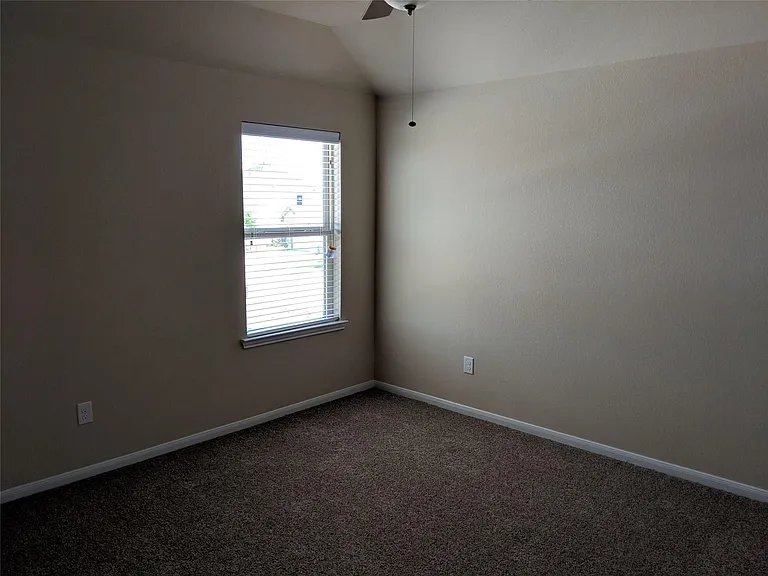5211 Ivory Glass Dr — Photo 16