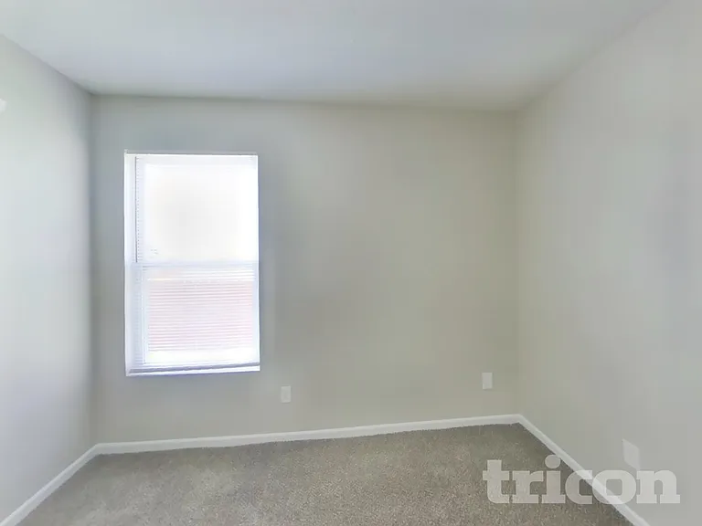 2869 Ludwig Dr — Photo 11