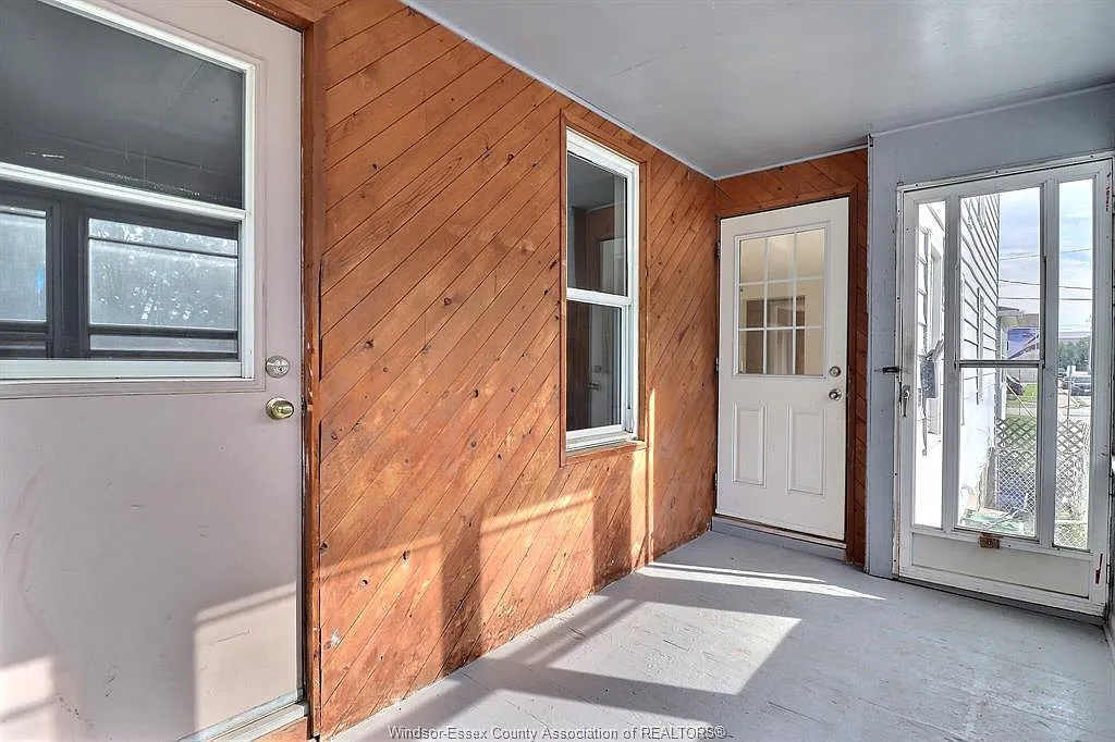 4 bed, $1,850 — Photo 3