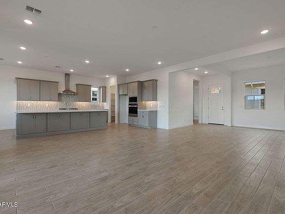4th image of 44628 N 44TH Drive