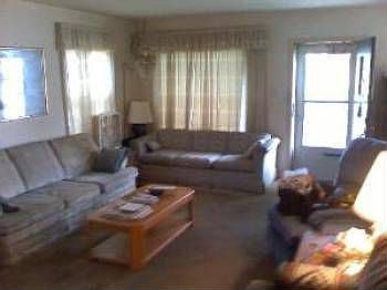 4th image of 3054 N Olcott Ave
