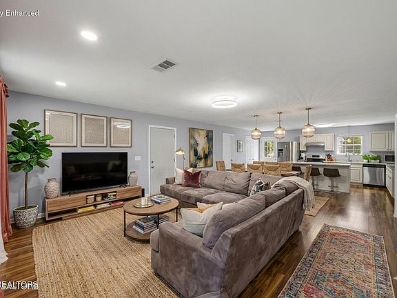 5th image of 1250 Tramel Rd