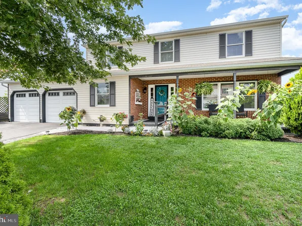 909 Magnolia Dr, Enola, PA 17025