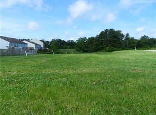 1436 Fairwood Dr, Belleville, IL 62220