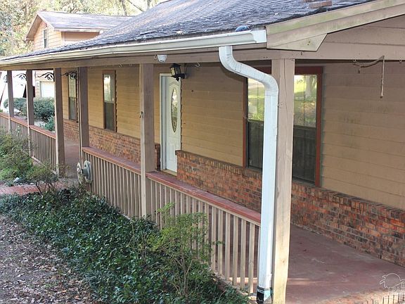 3rd image of 5612 Twin Creek Cir