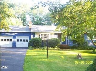 86 Wendy Rd, Trumbull, CT 06611