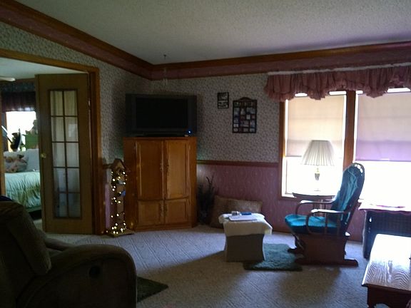 4th image of 168 Pheasant Ct
