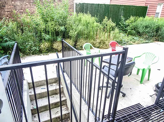 Rented by Delmark Realty LLC | media 3