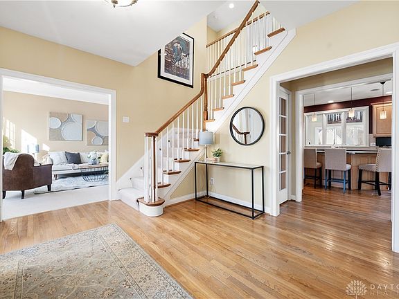 5th image of 872 Eagleview Ct