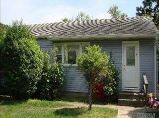 50 Gordon Ave, West Babylon, NY 11704