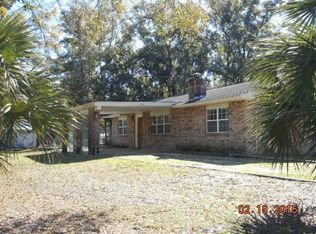 410 1st St, Carrabelle, FL 32322