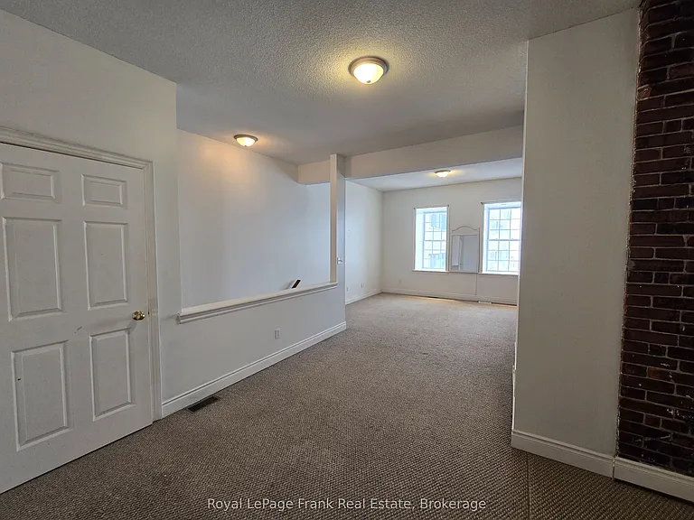 54 King St E #205 — Photo 5